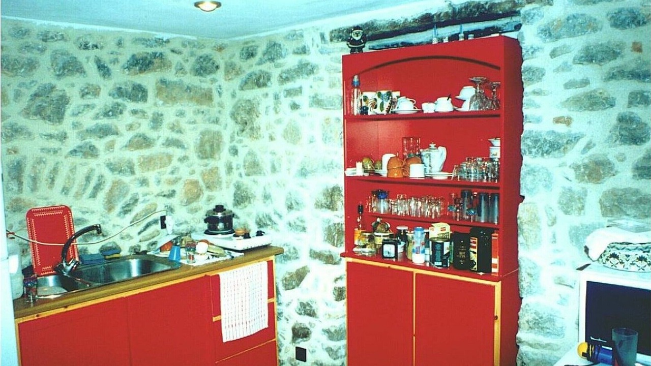Photo of Kitchen in Avgonyma