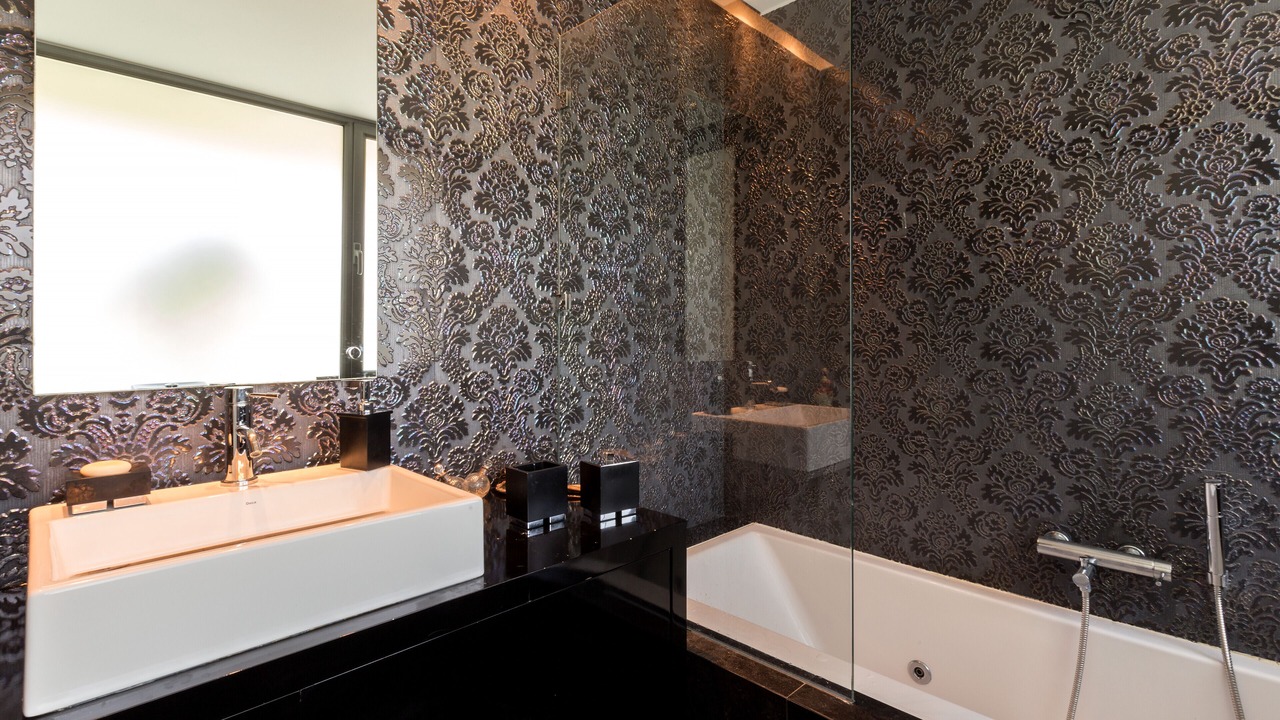 Photo of Bathroom in Varkiza