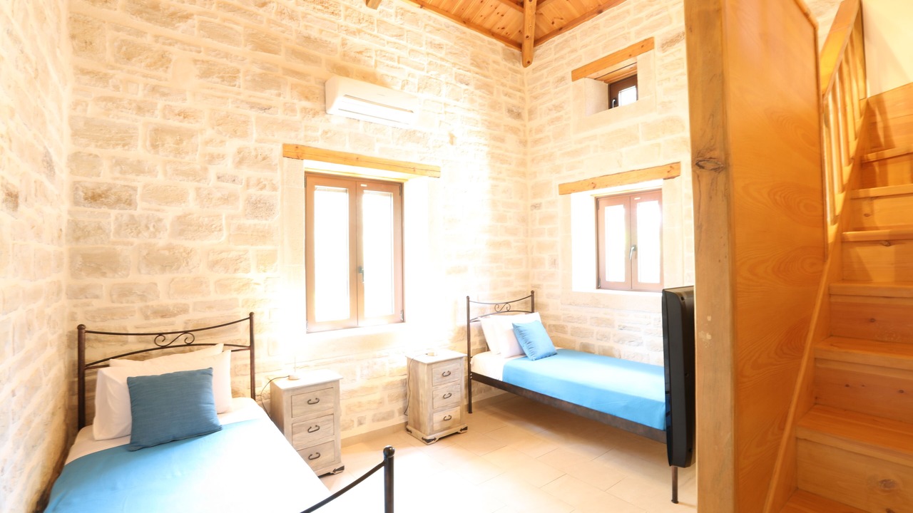Photo of Bedroom in Atsipópoulon