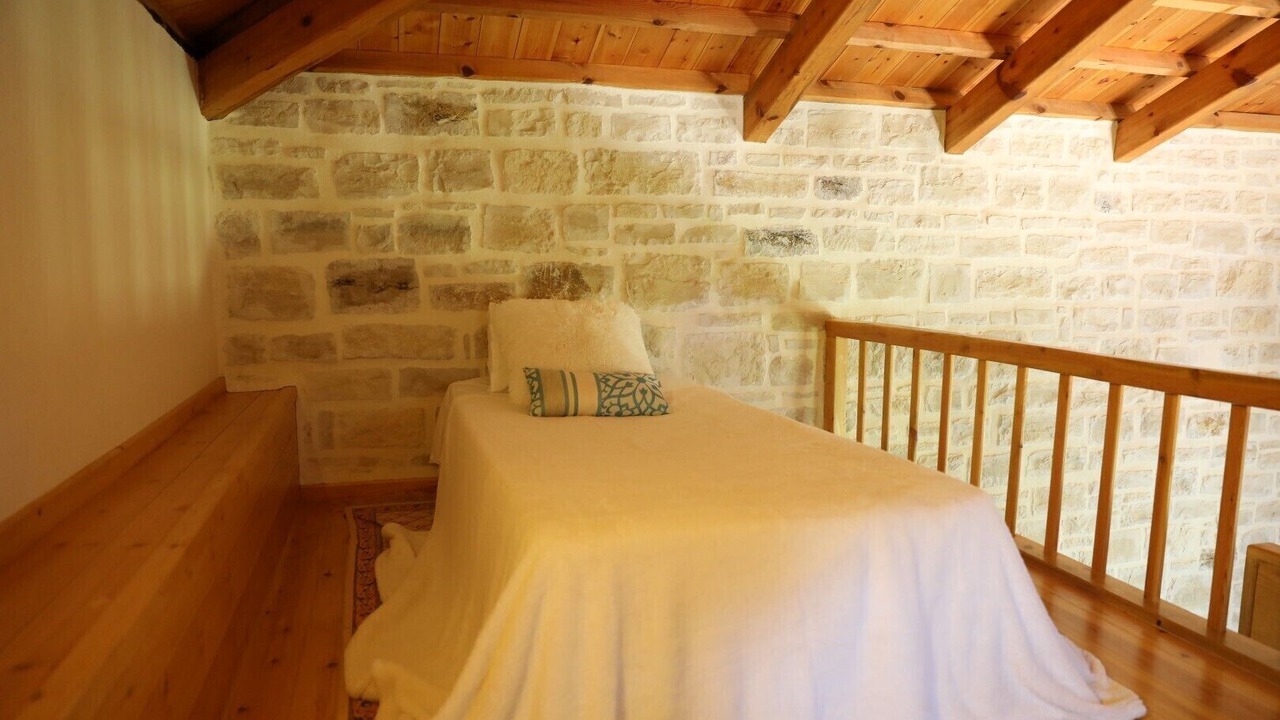 Photo of Bedroom in Atsipópoulon
