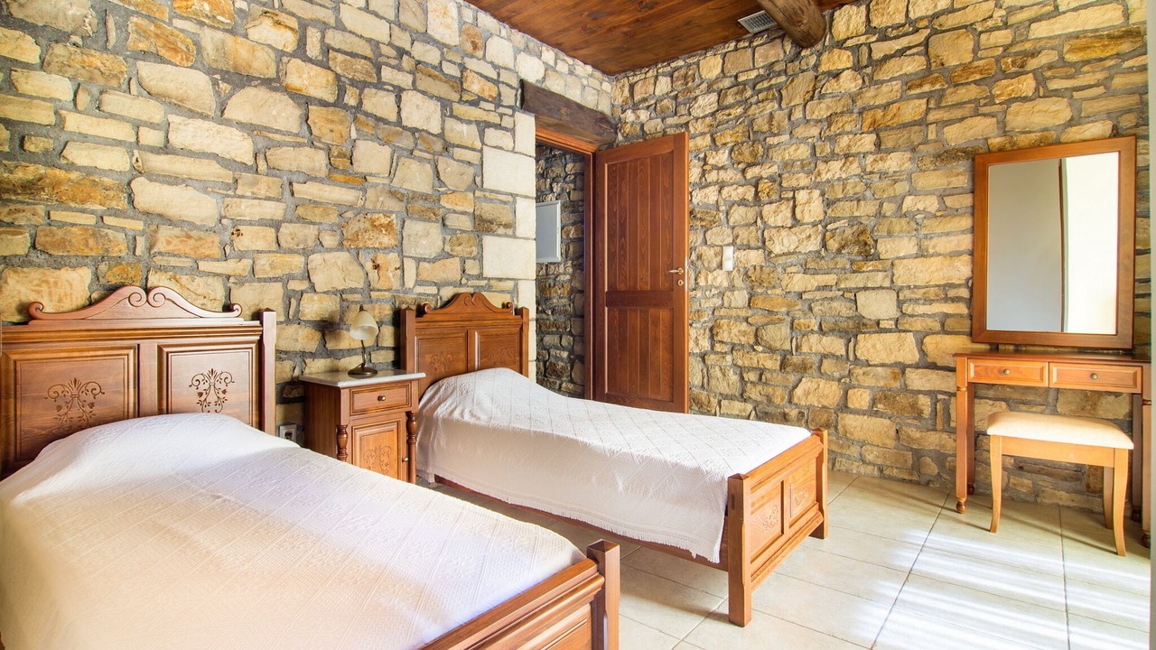 Photo of Bedroom in Limeniskos
