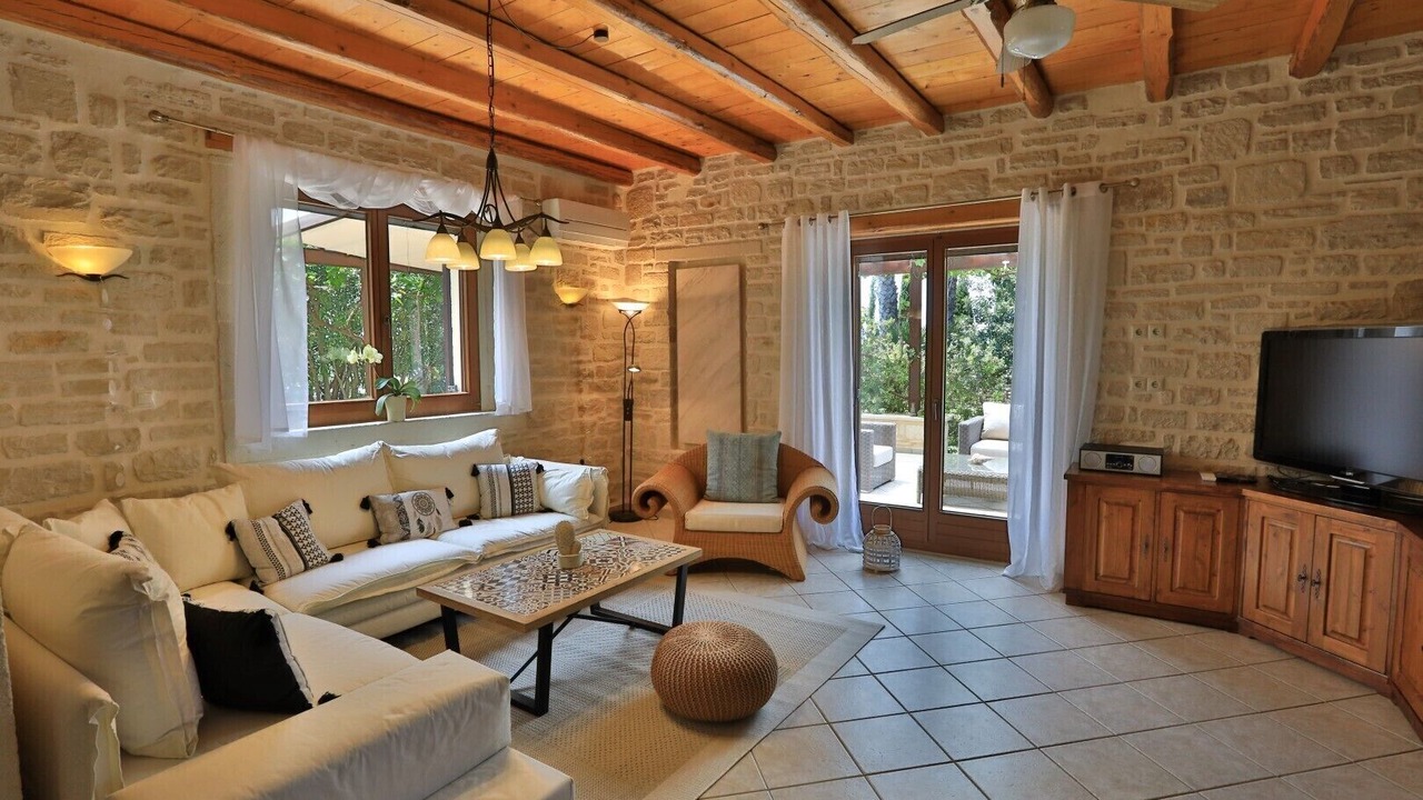 Photo of Livingroom in Atsipópoulon