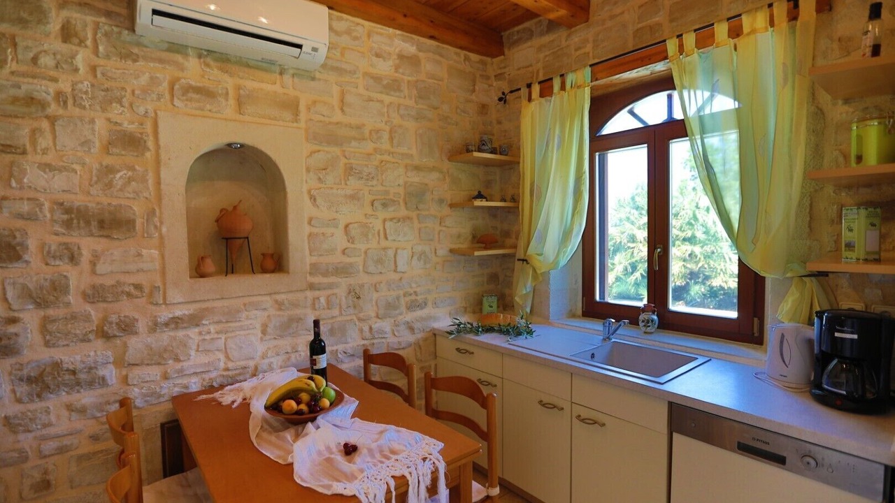 Photo of Kitchen in Atsipópoulon