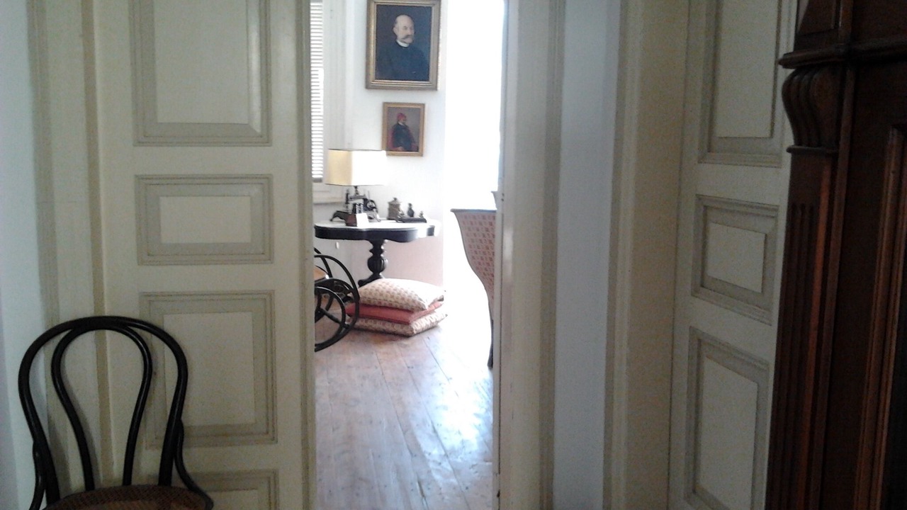 Photo of Bedroom in Paleopolis