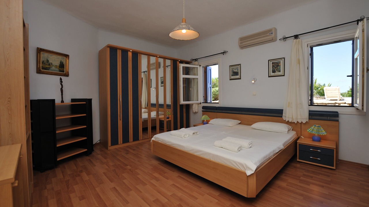 Photo of Bedroom in Paros