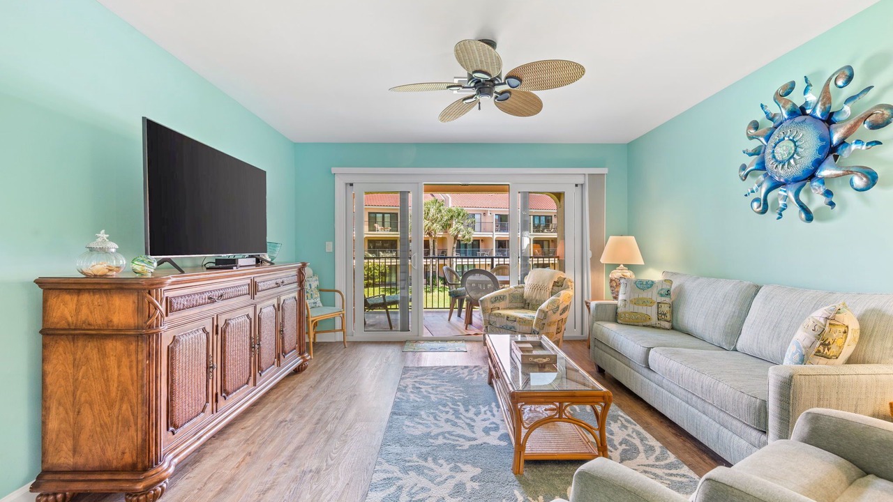 Photo of Livingroom in Butler Beach
