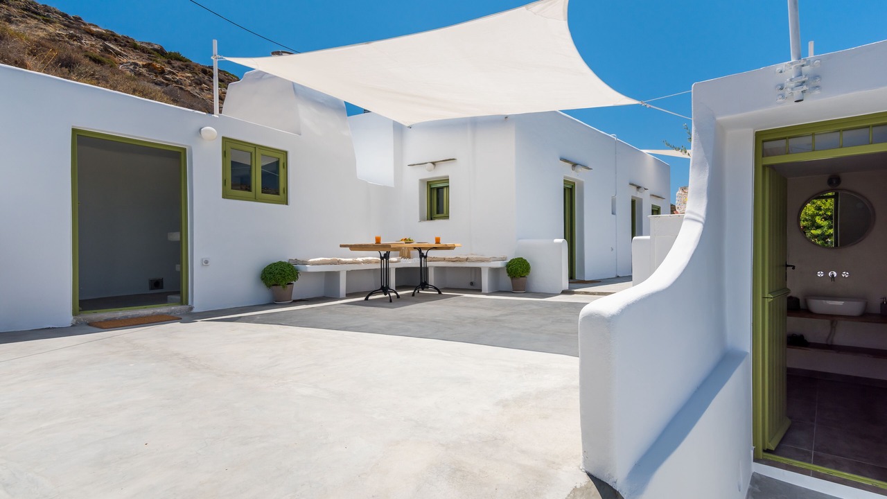 Photo of Bathroom in Milos