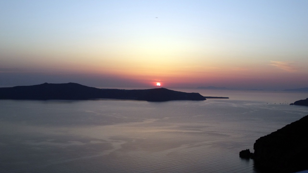Photo of Others in Fira
