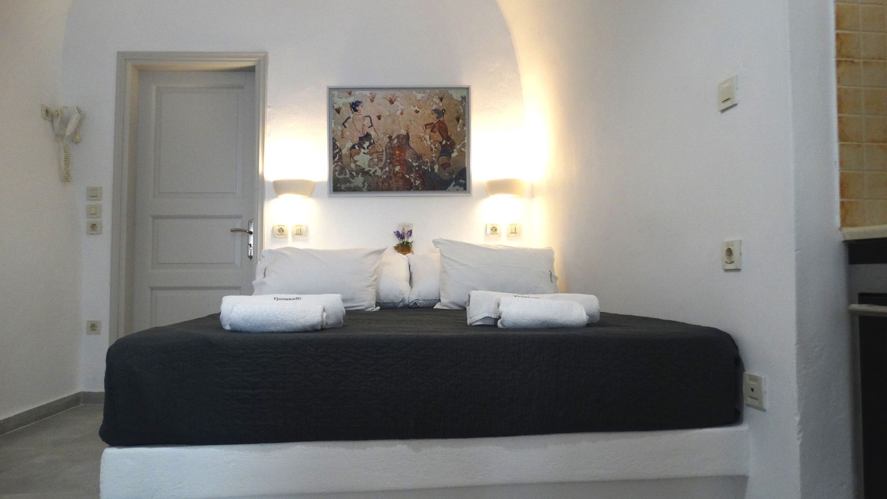 Photo of Bedroom in Fira