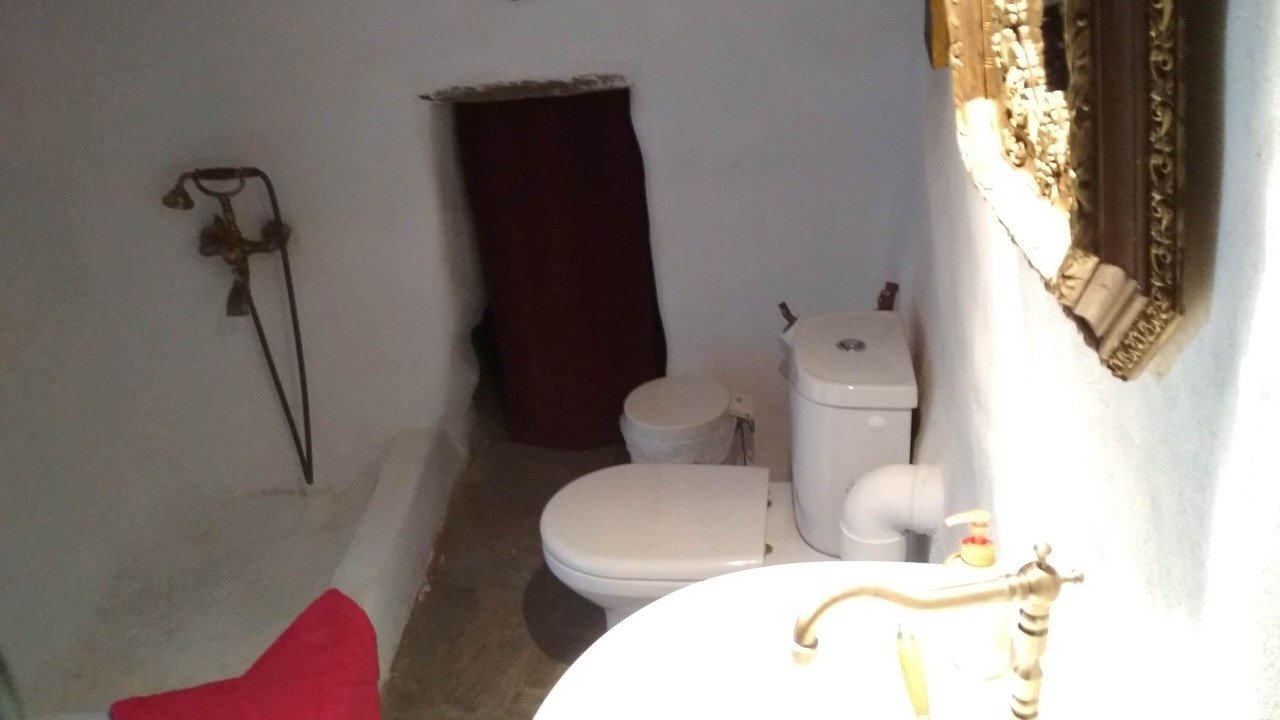 Photo of Bathroom in Pitrofos