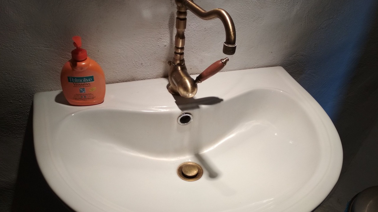 Photo of Bathroom in Pitrofos