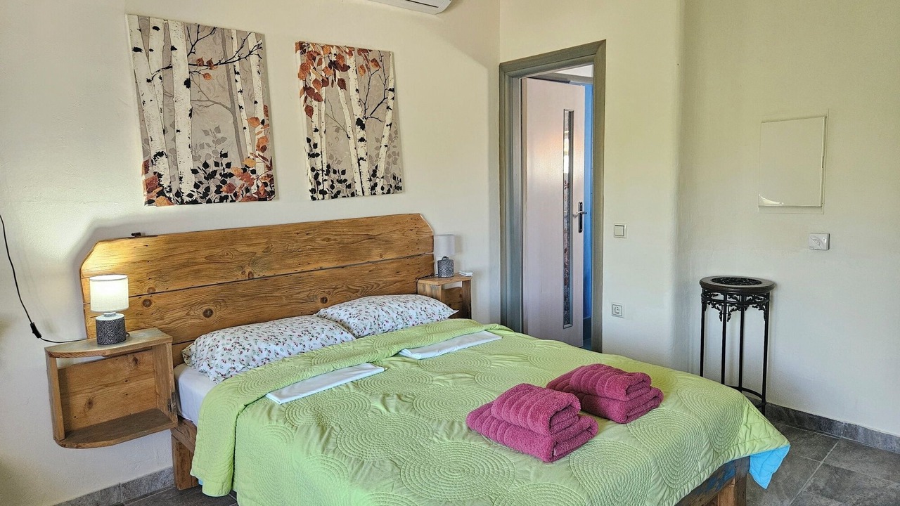Photo of Bedroom in Pitsidia