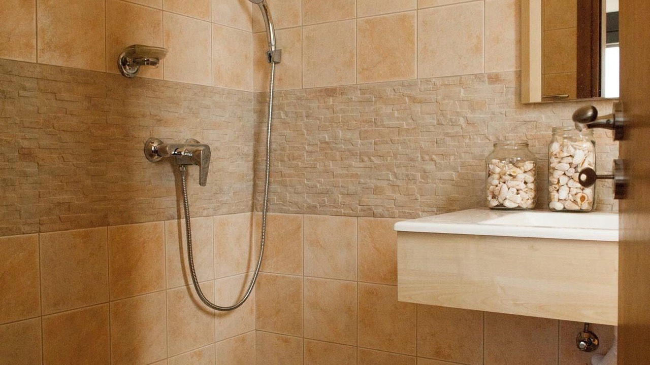 Photo of Bathroom in Gennadi