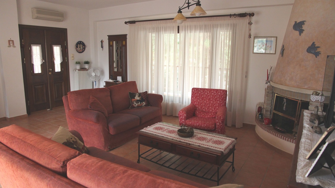 Photo of Livingroom in Poros