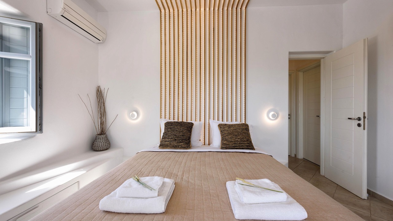 Photo of Bedroom in Drios
