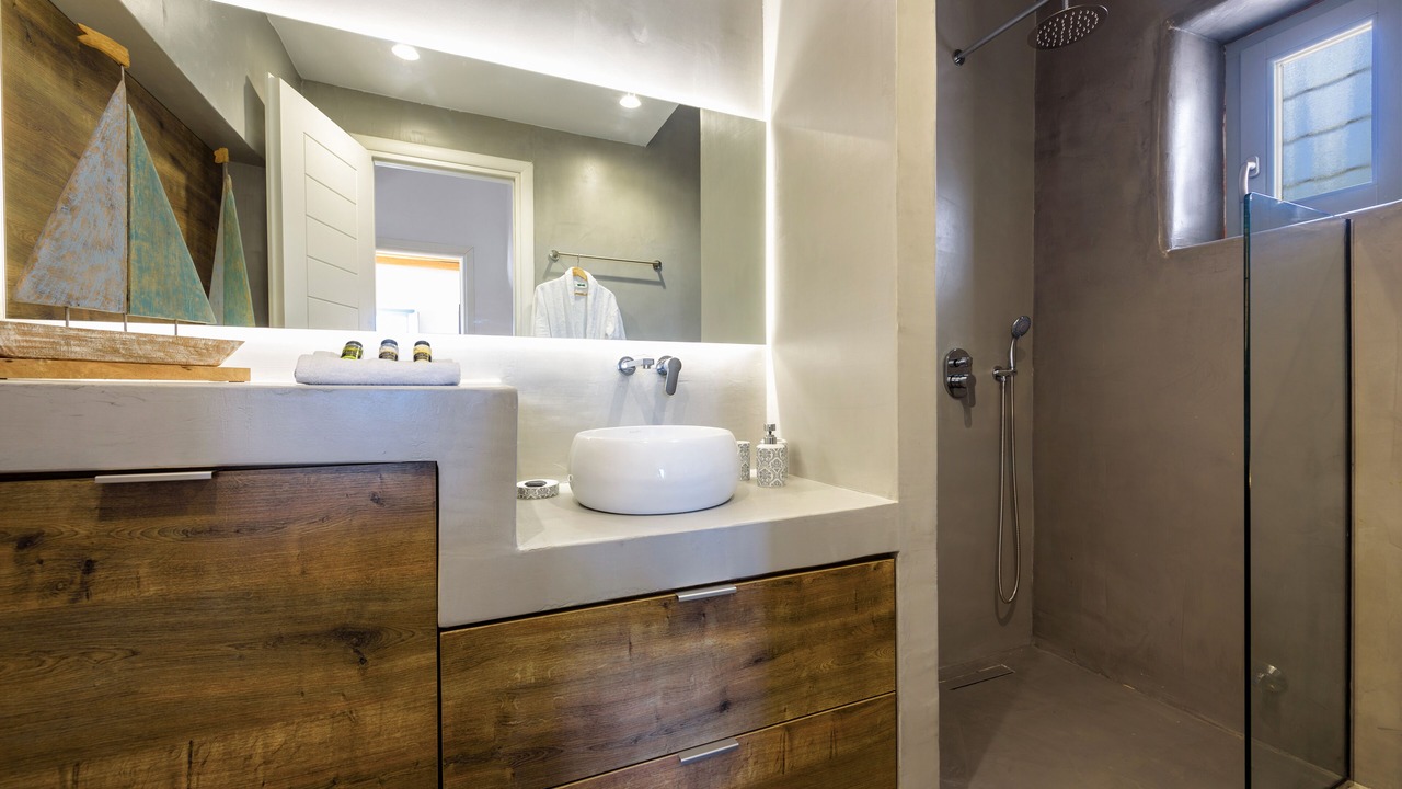 Photo of Bathroom in Drios
