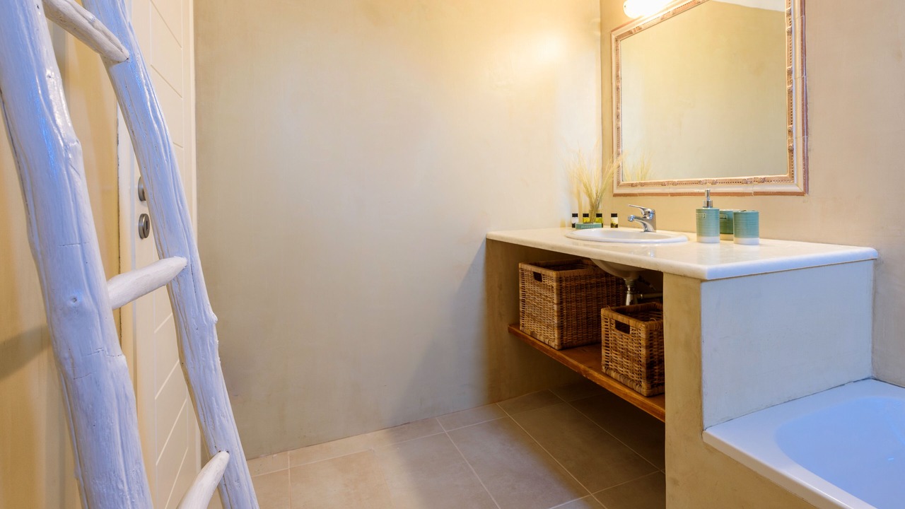 Photo of Bathroom in Drios
