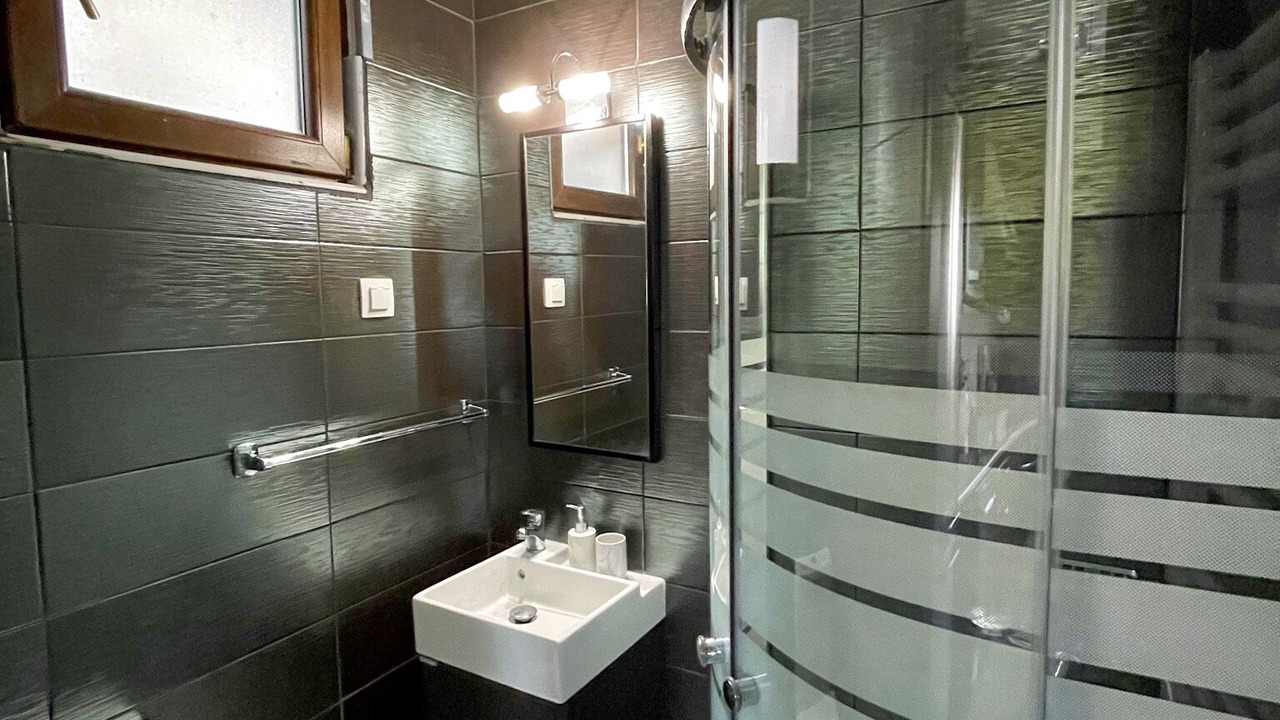 Photo of Bathroom in Spanokhorion