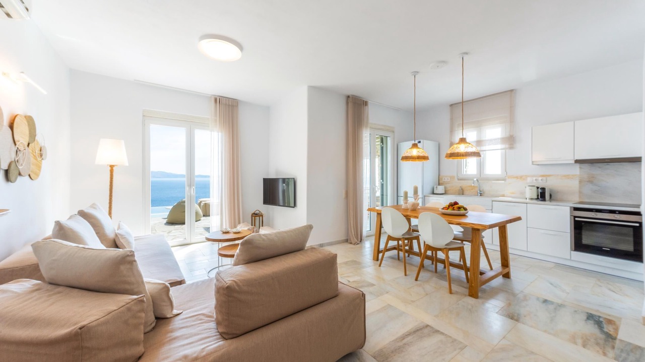 Photo of Livingroom in Exomvourgo