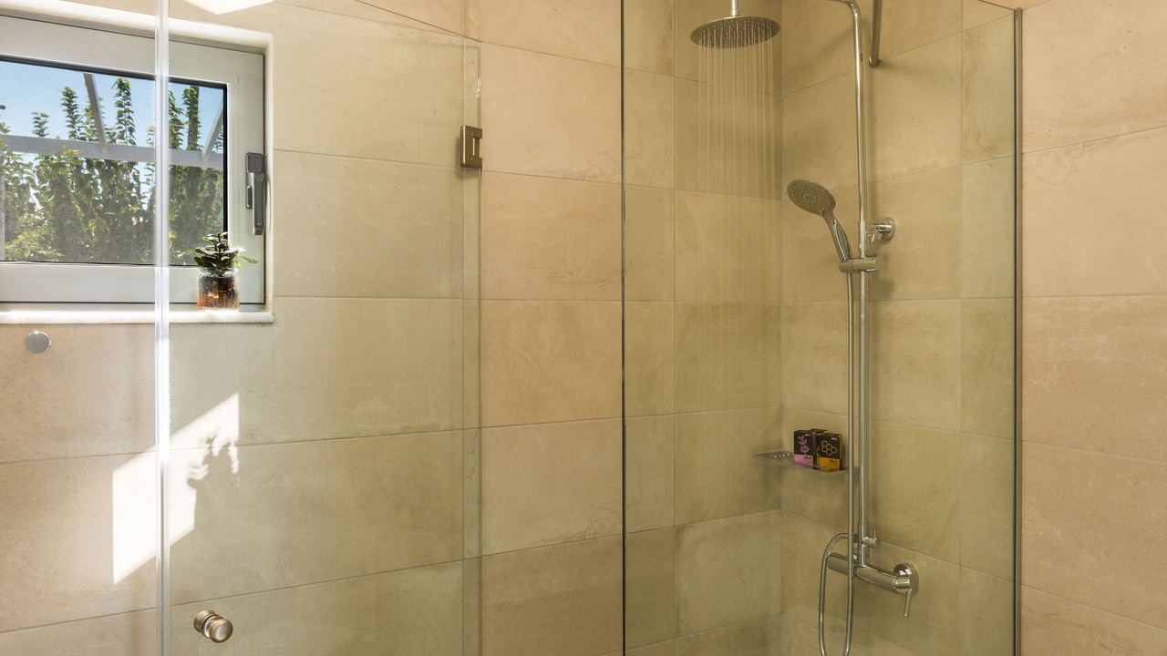 Photo of Bathroom in Kato Galatas
