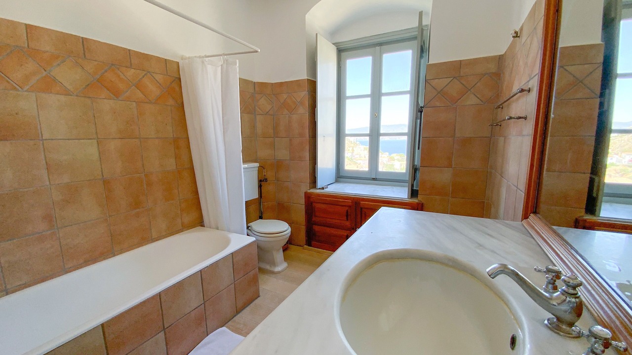 Photo of Bathroom in idhra