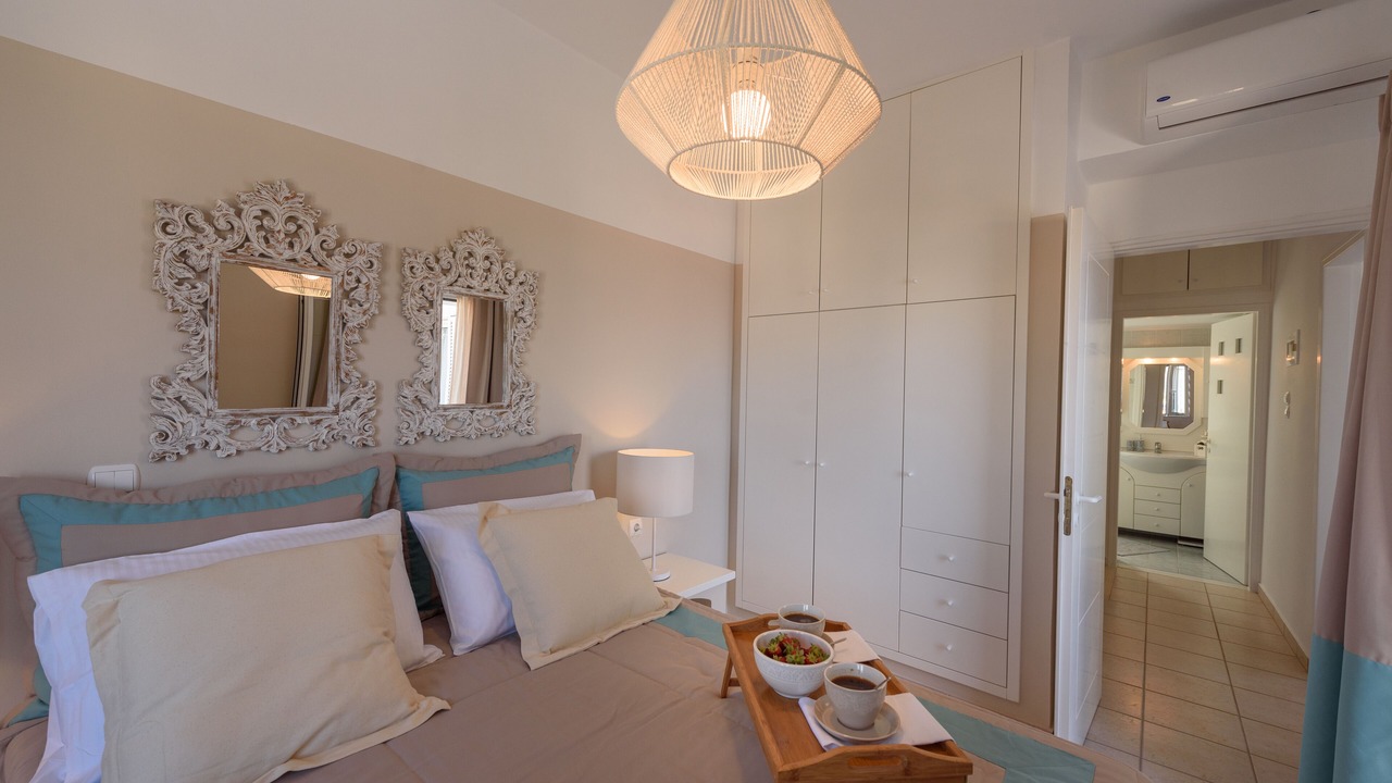 Photo of Bedroom in Neo Kalamaki