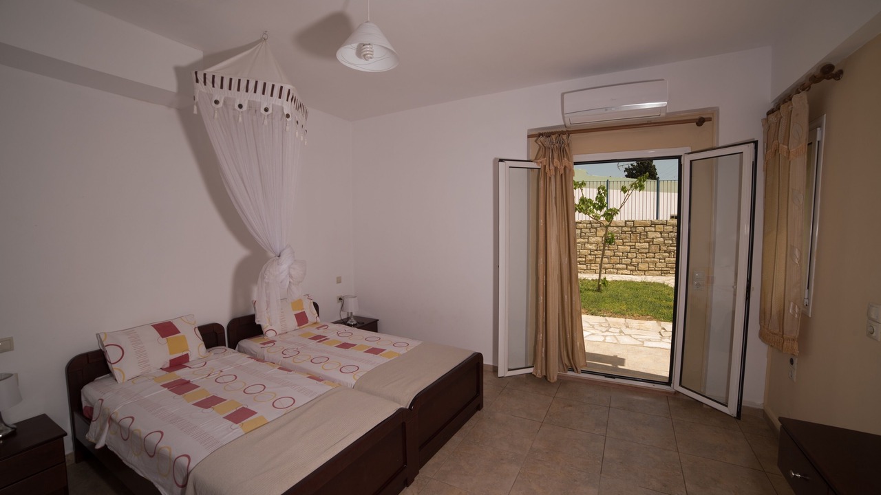 Photo of Bedroom in Pitsidia