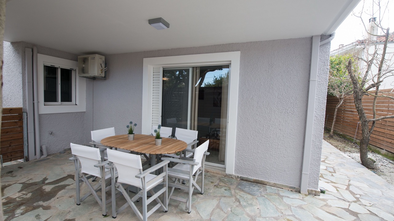 Photo of Outdoor in Kariotai
