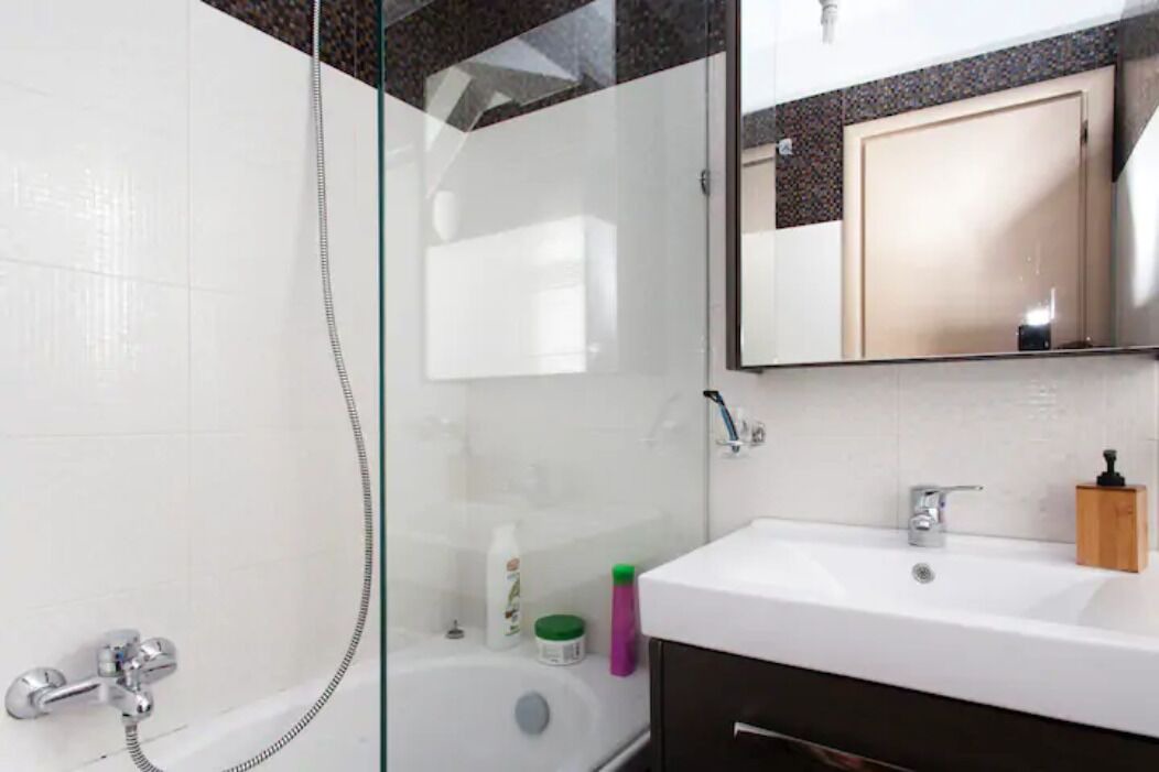 Photo of Bathroom in Metaxourgio
