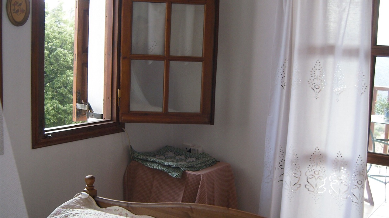 Photo of Bedroom in Kato Vrontou