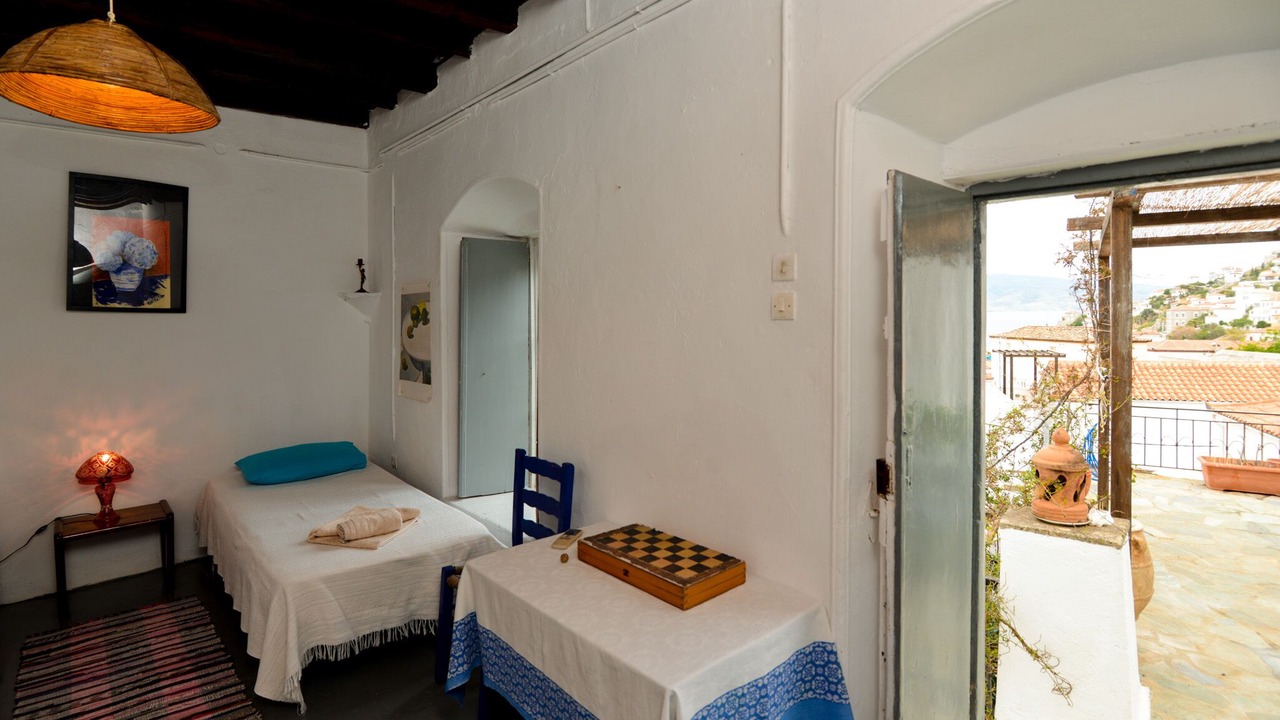 Photo of Bedroom in idhra