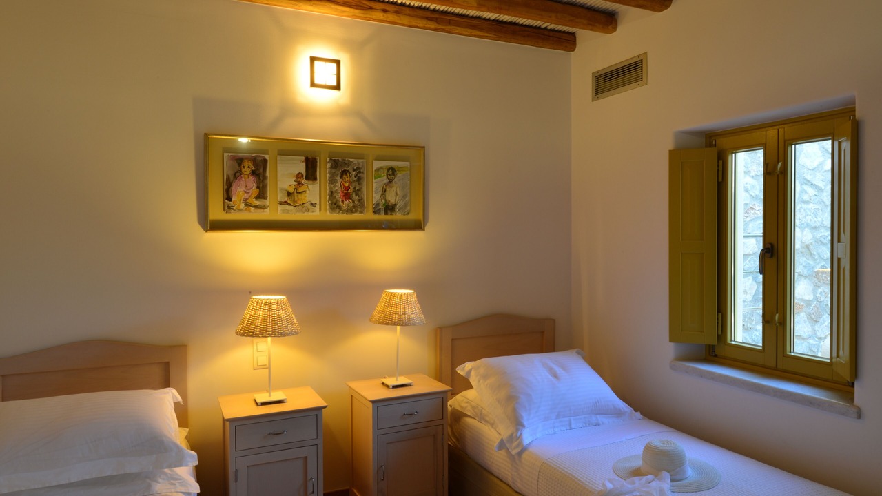 Photo of Bedroom in Messaria