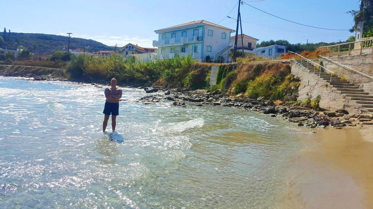 Photo of Others in Alikanas