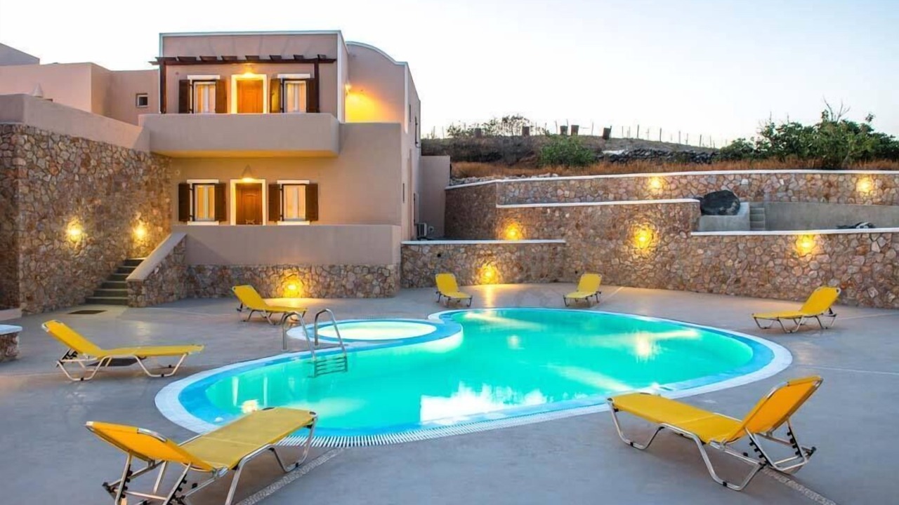 Photo of Outdoor in Fira