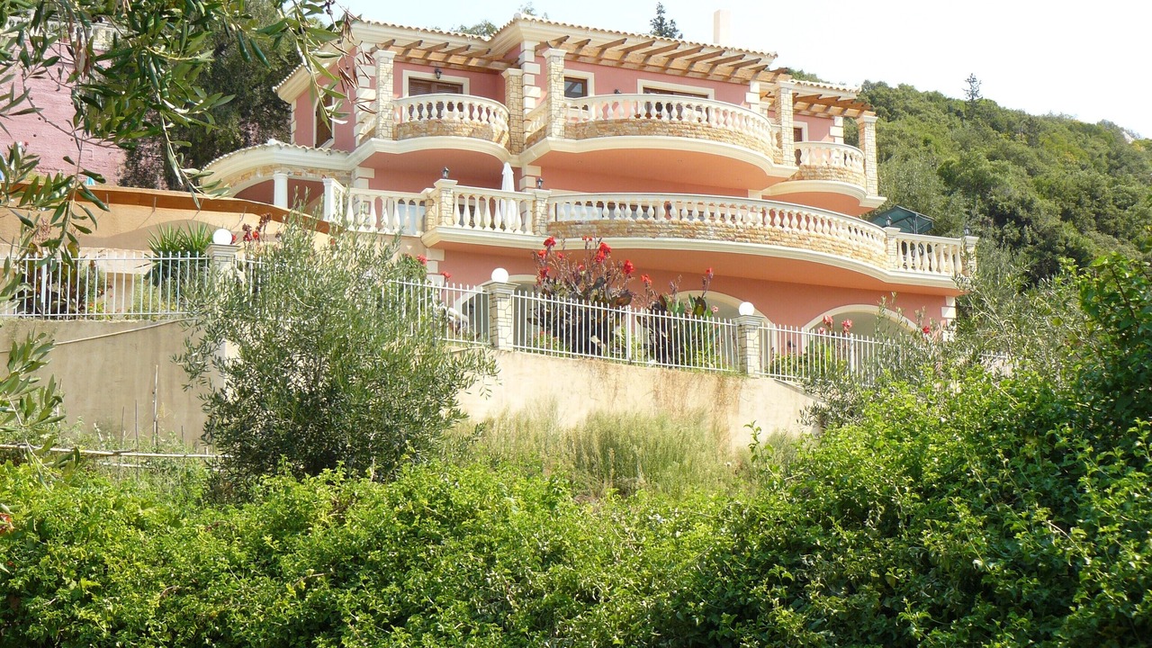 Photo of Others in Paramonas