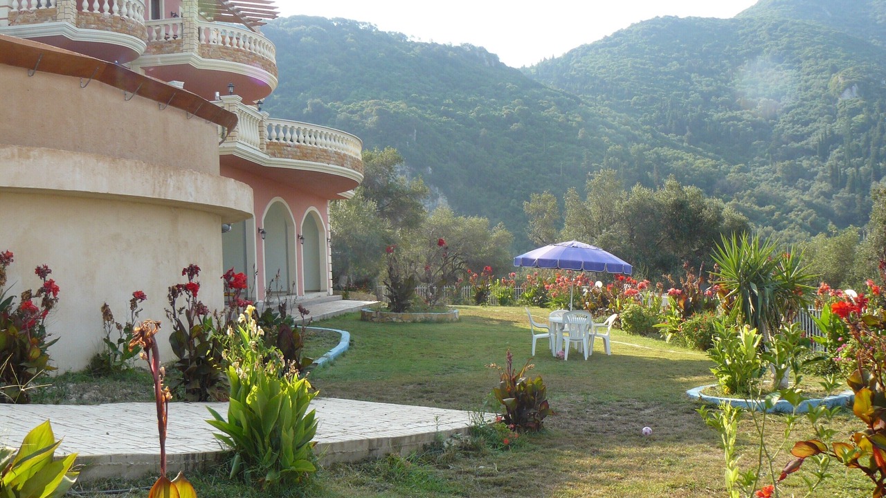 Photo of Outdoor in Paramonas