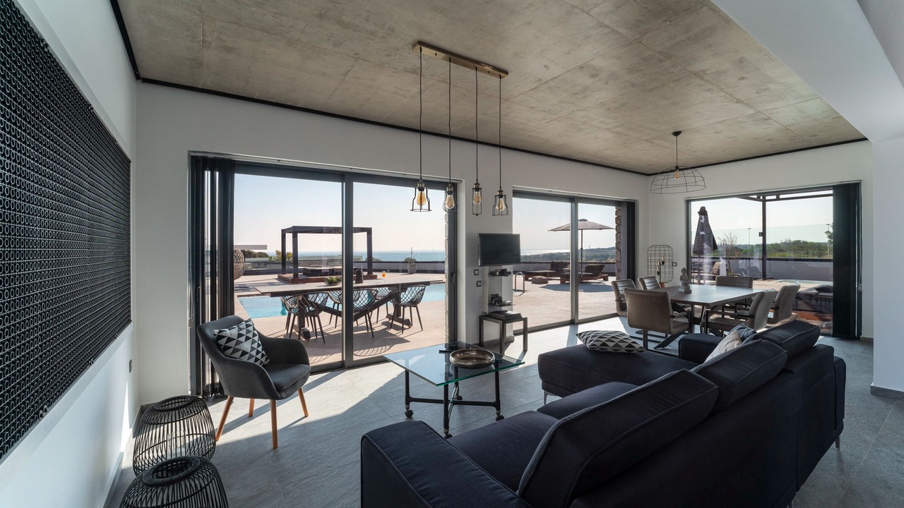 Photo of Livingroom in South Rhodes
