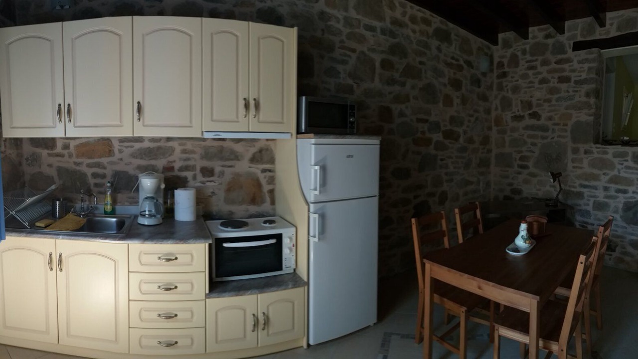 Photo of Kitchen in Volissos