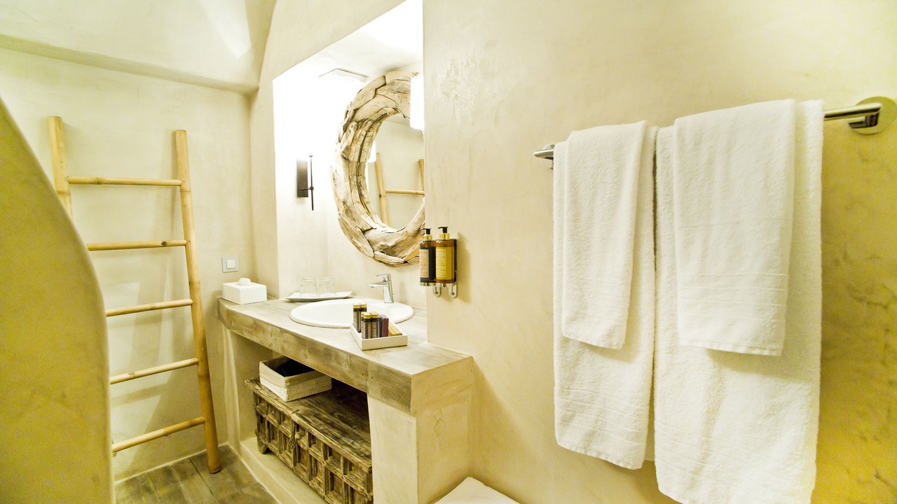 Photo of Bathroom in Fira