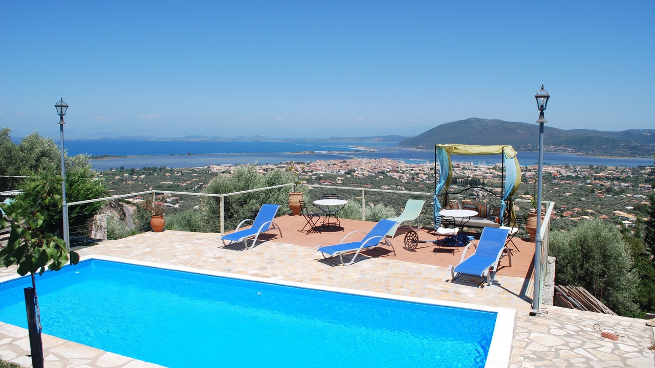 Photo of Outdoor in Apolpaina