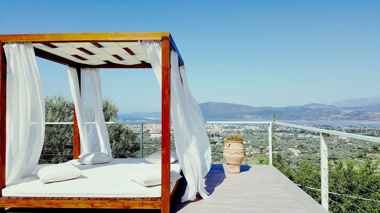 Photo of Outdoor in Apolpaina