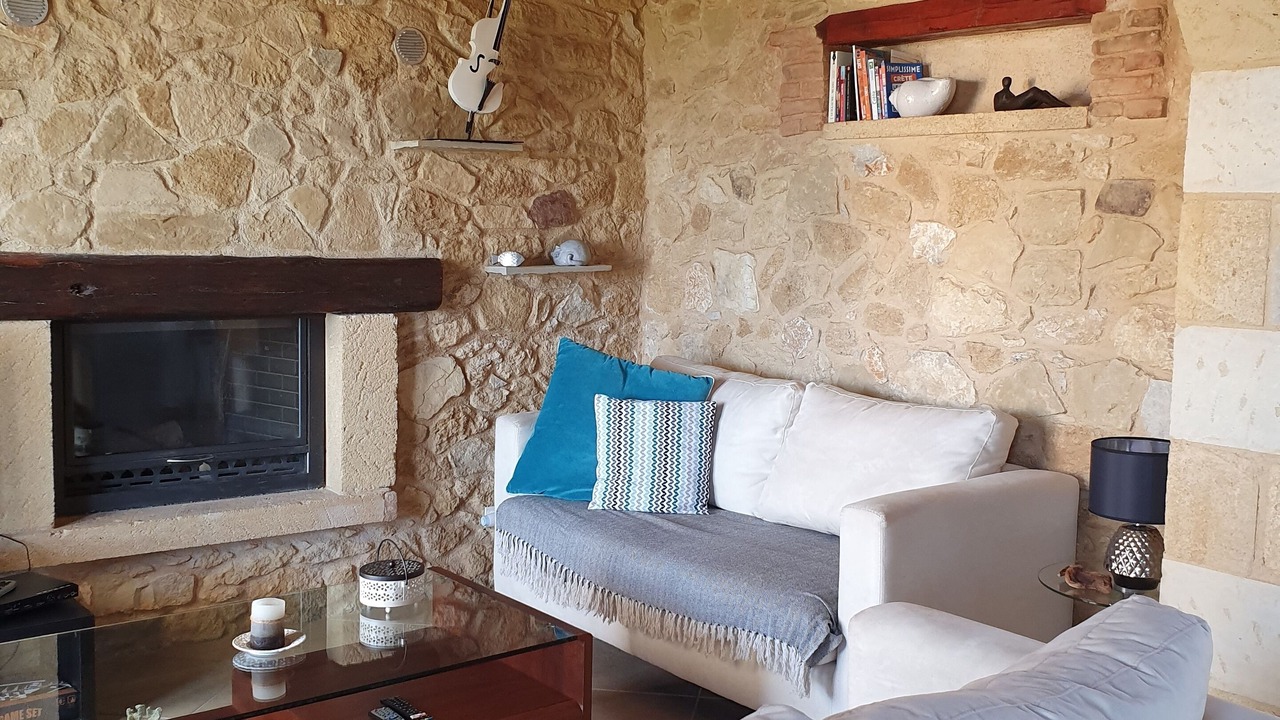 Photo of Livingroom in Platanias