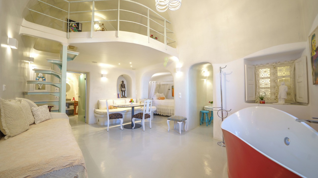 Photo of Bedroom in Oia