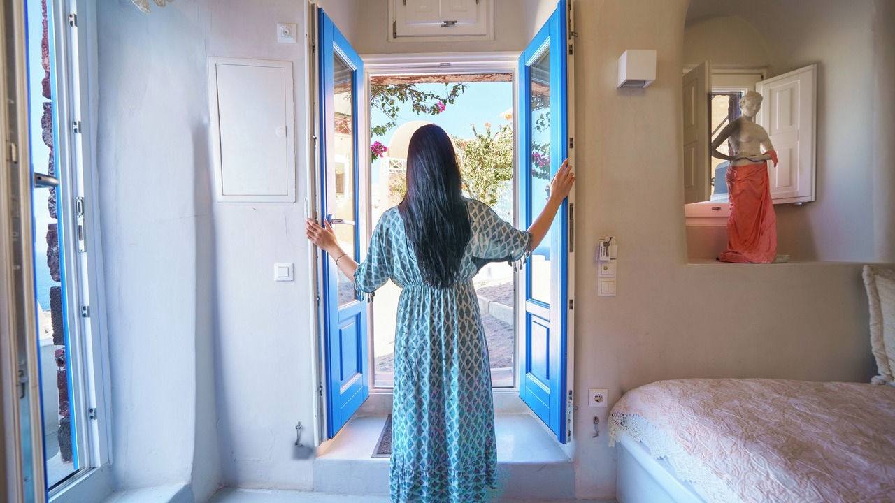 Photo of Bedroom in Oia