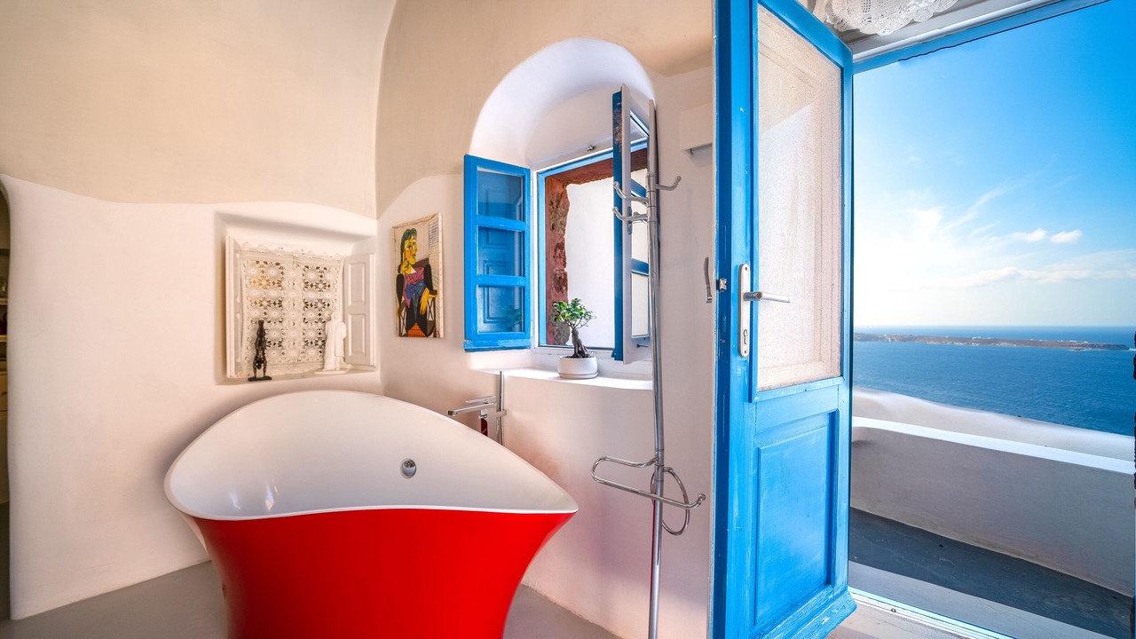 Photo of Bathroom in Oia