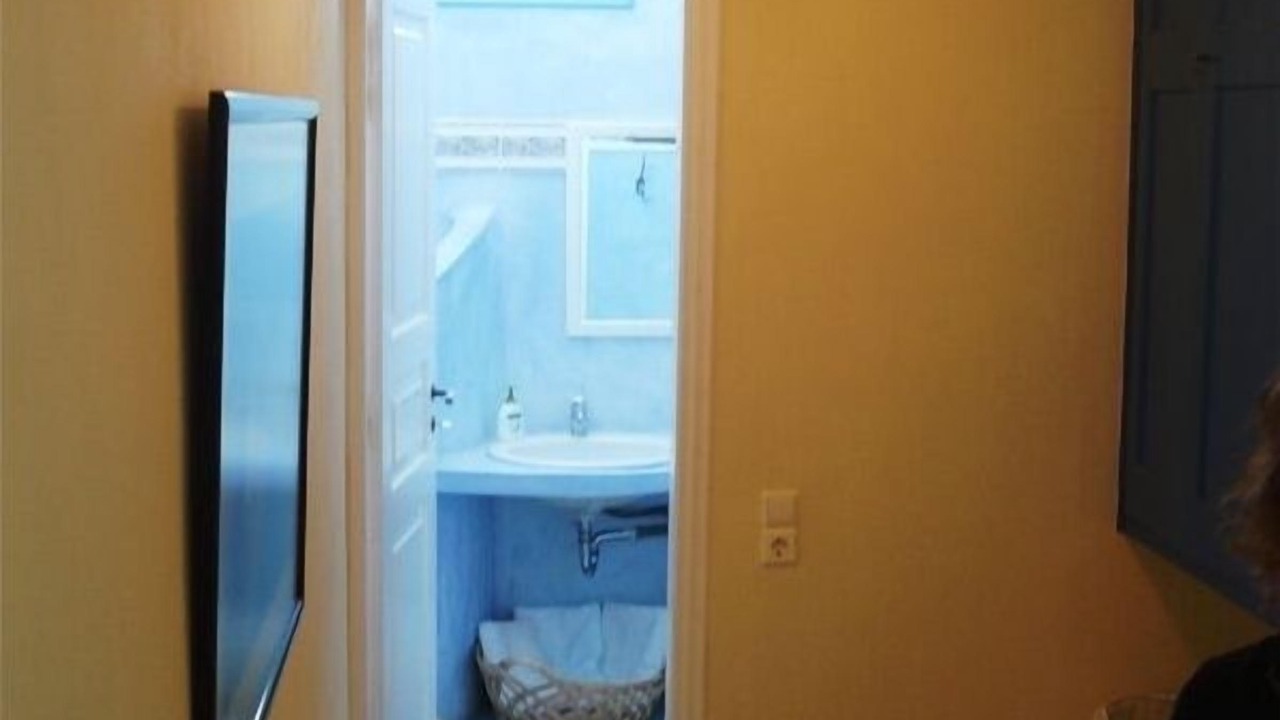 Photo of Bathroom in Oia