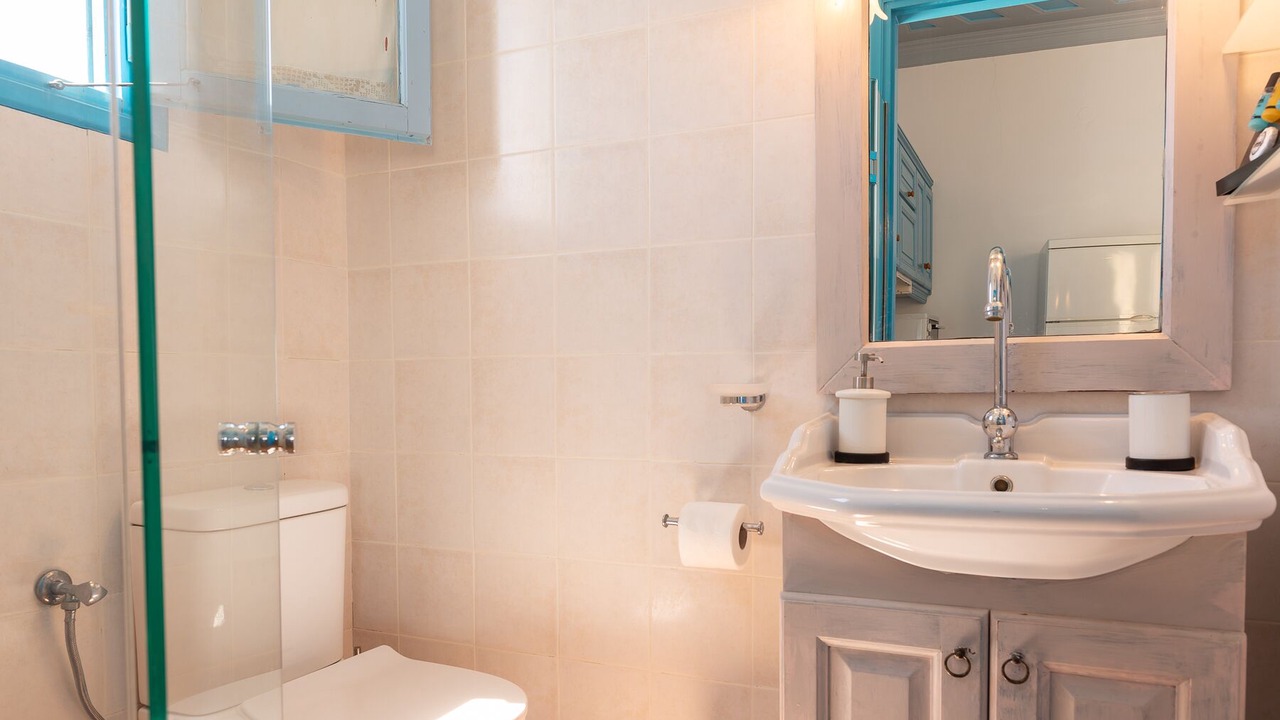 Photo of Bathroom in Skala