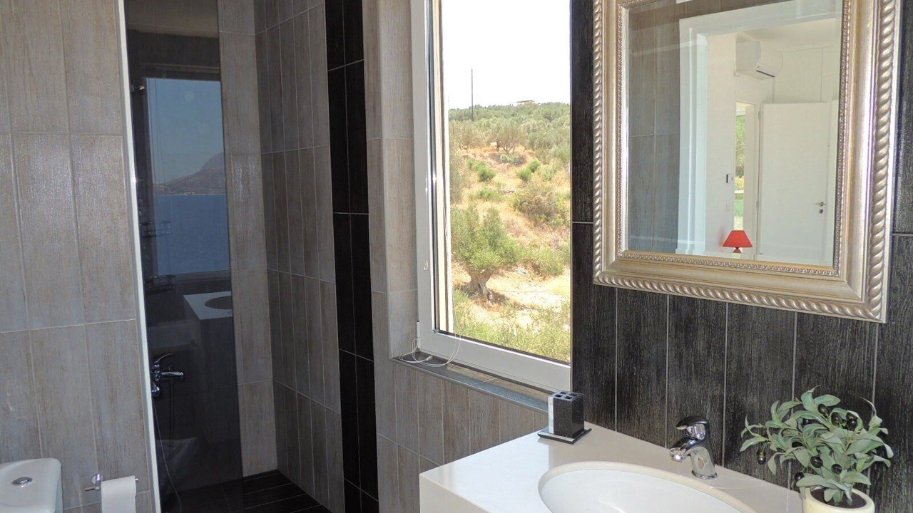 Photo of Bathroom in Plaka