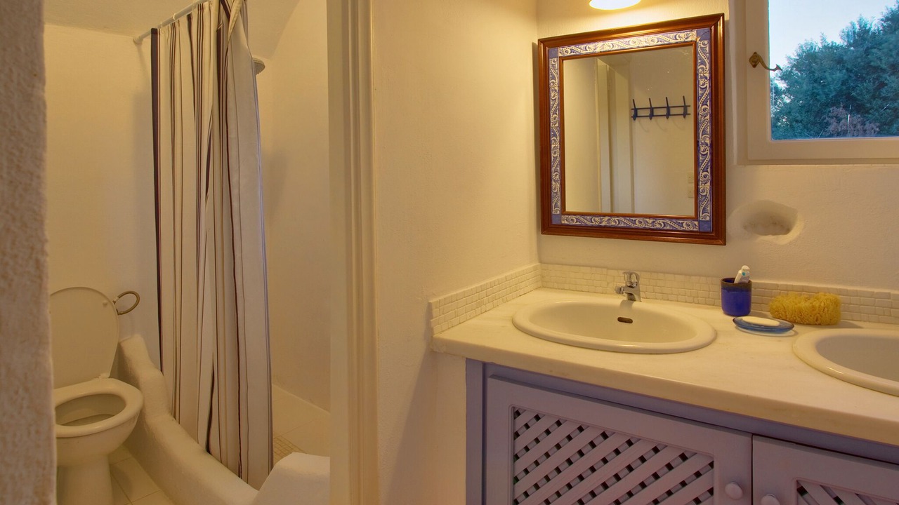 Photo of Bathroom in Asklipiio