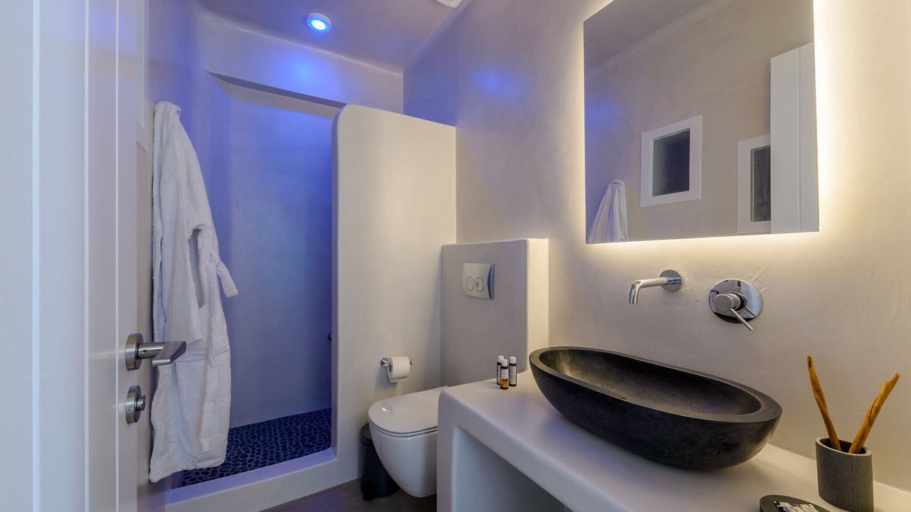 Photo of Bathroom in Maragas